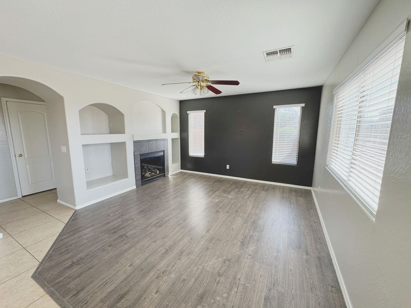 San Tan Valley House: 161 W CANYON ROCK RD