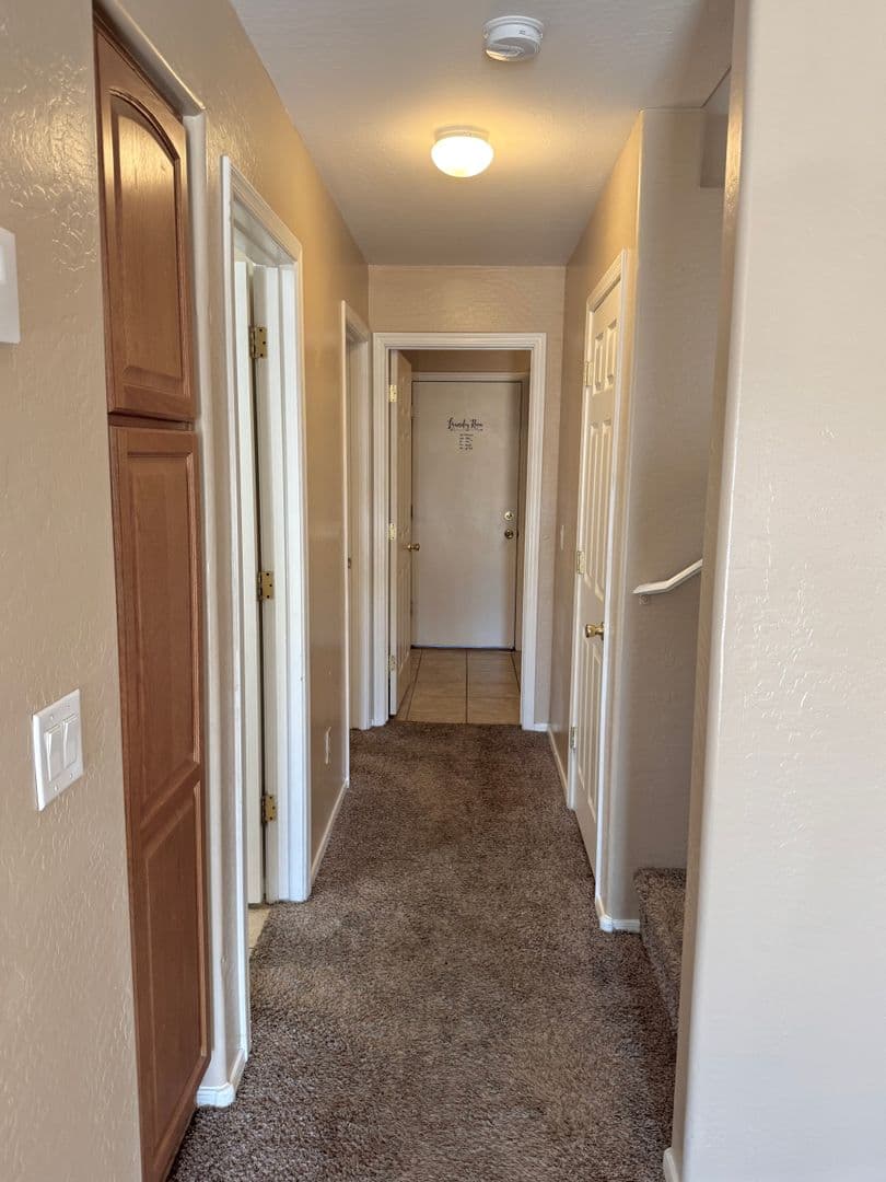 San Tan Valley House: 1403 E Rolls Rd