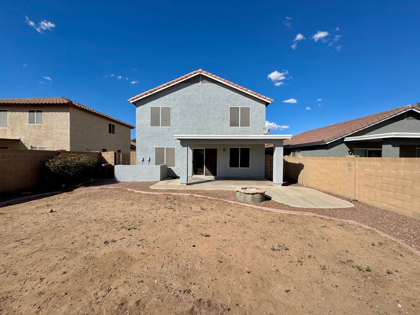 San Tan Valley House: 1403 E Rolls Rd
