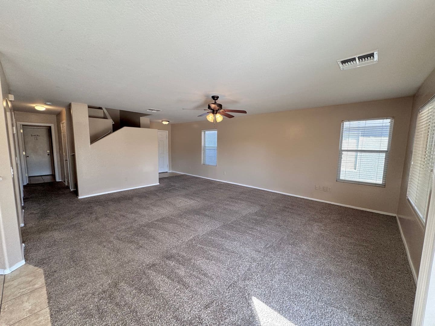 San Tan Valley House: 1403 E Rolls Rd