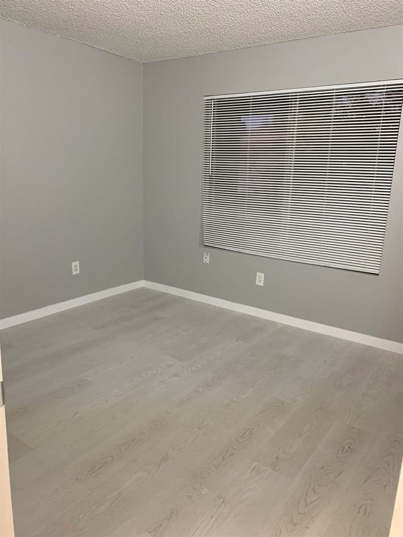 Phoenix Apartment: 3357 W Harmont Dr.