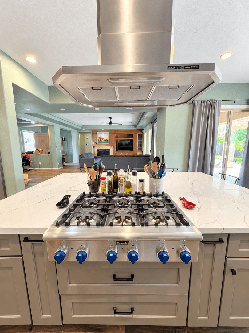Chandler, House: 2065 E. Crescent Pl.