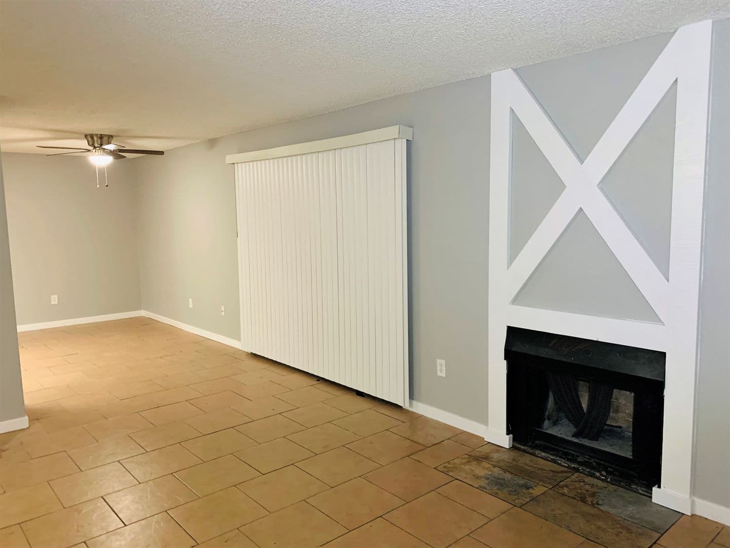 Phoenix Apartment: 3357 W Harmont Dr.