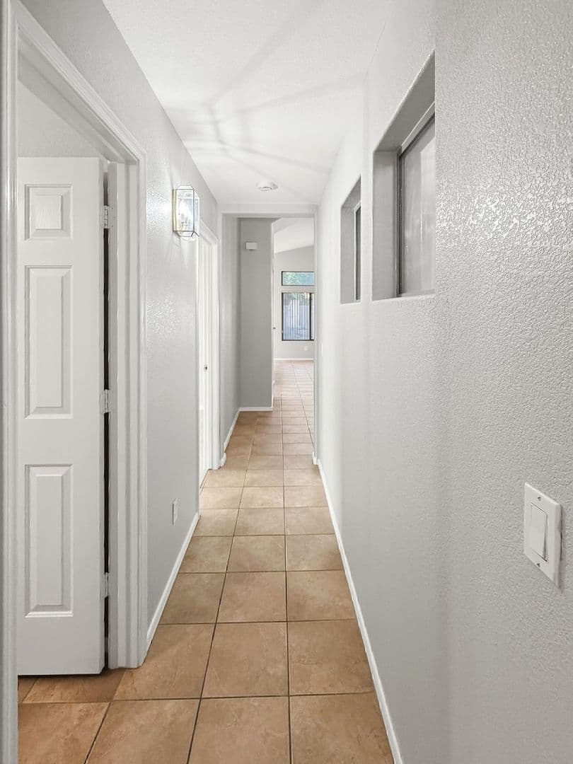 Chandler House: 2680 S Holguin Way