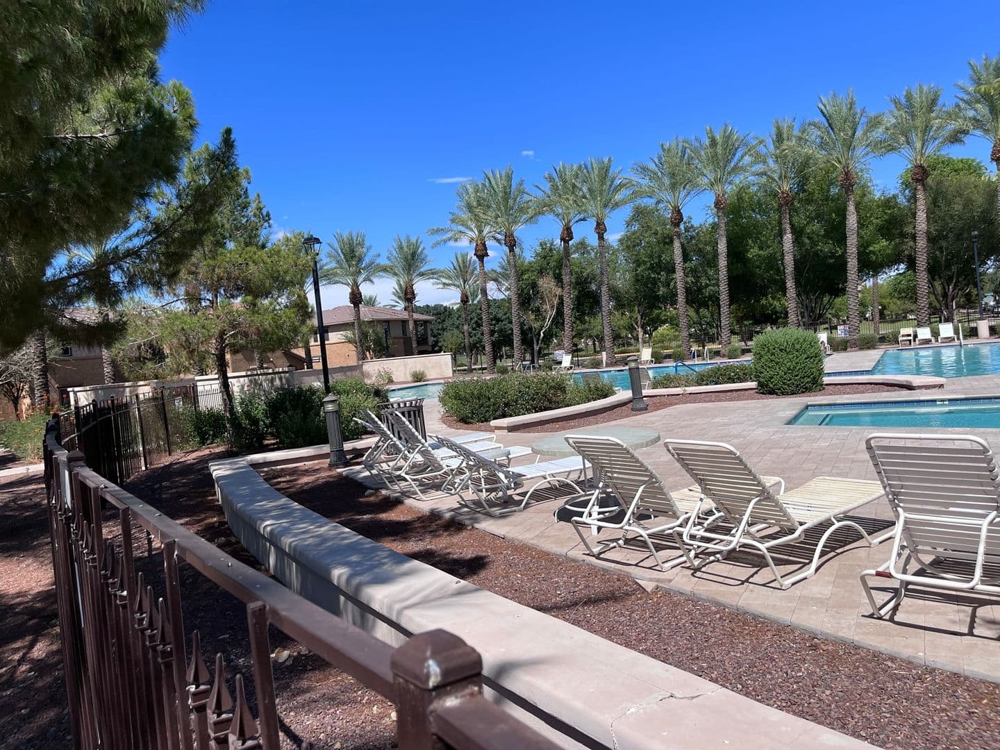 Gilbert House: 1046 S Annie Ln