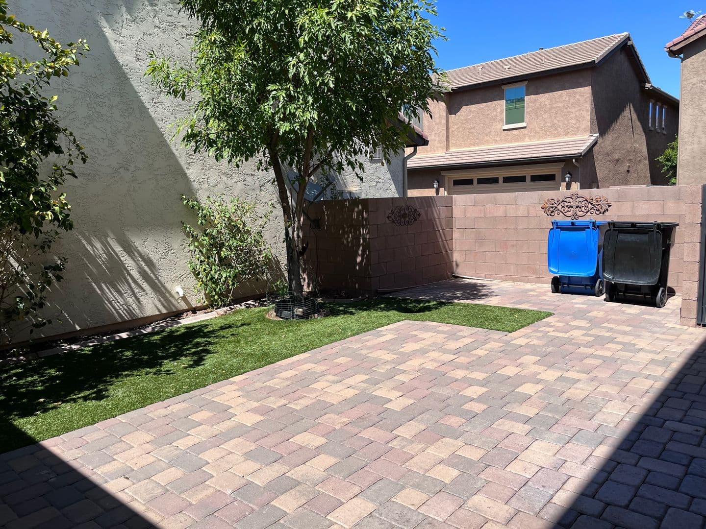 Gilbert House: 1046 S Annie Ln