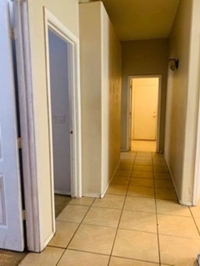 Chandler House: 280 S Pineview Pl.