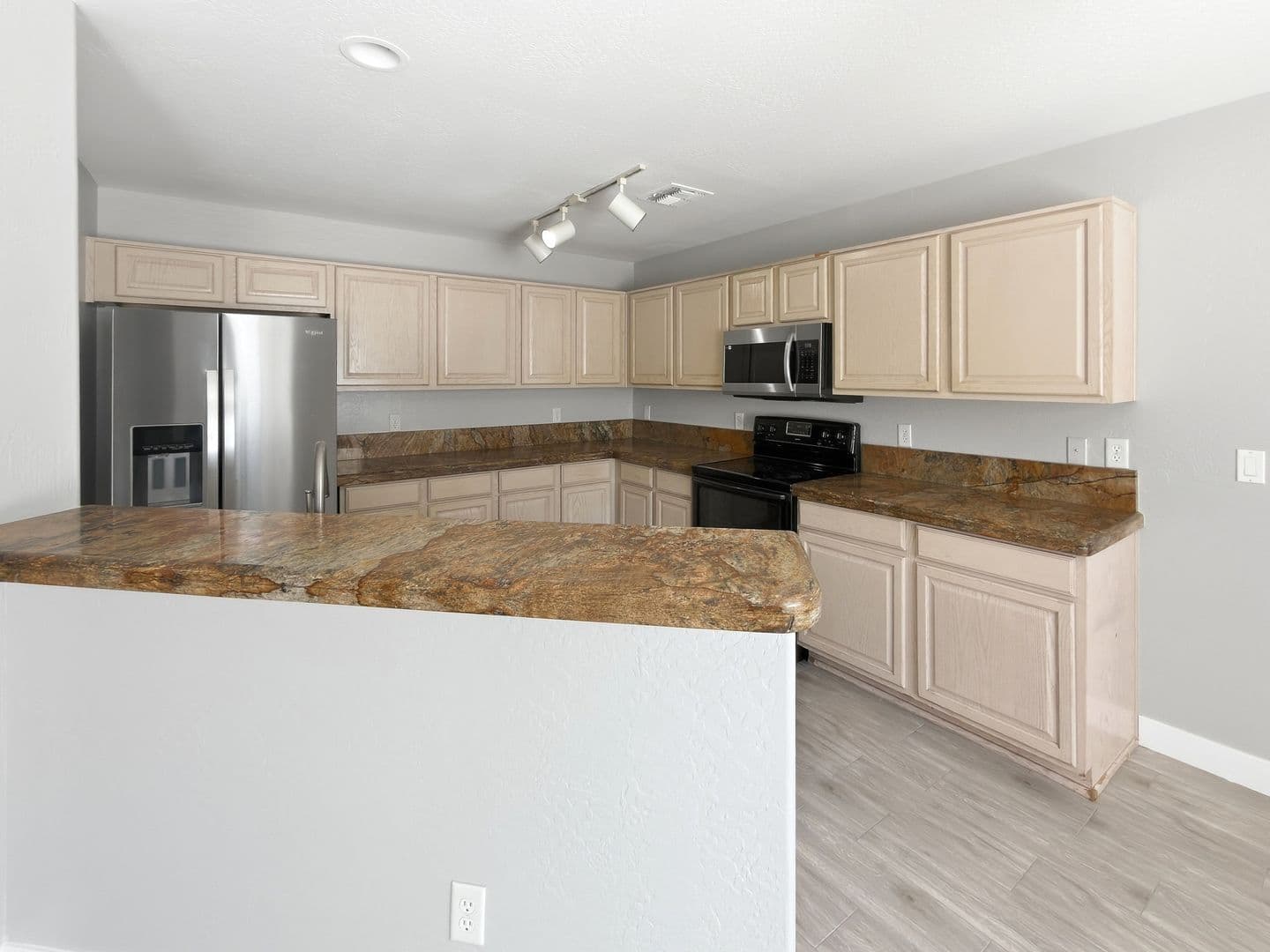 San Tan Valley House: 1037 E Desert Holly Dr.