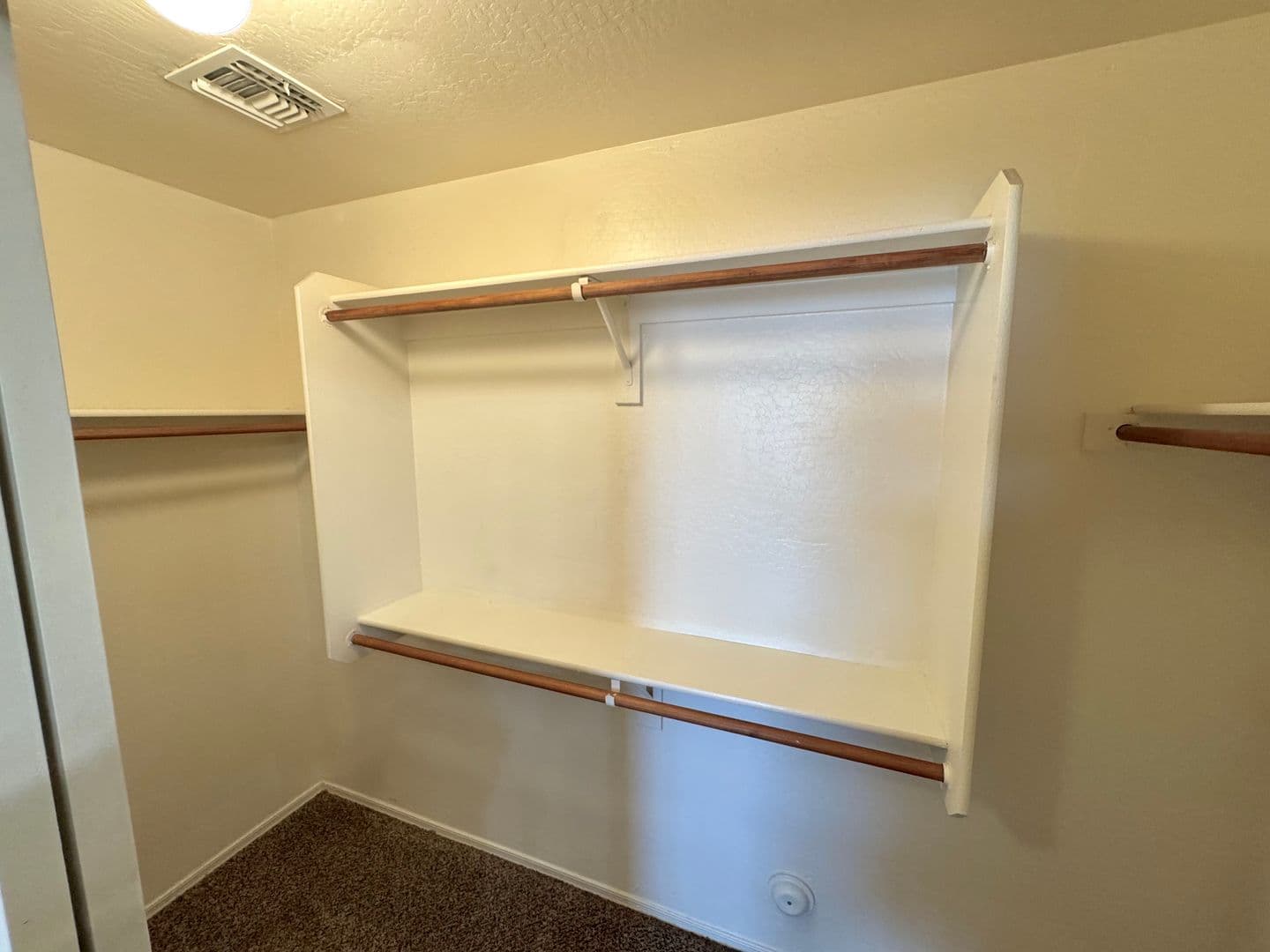 San Tan Valley House: 1403 E Rolls Rd