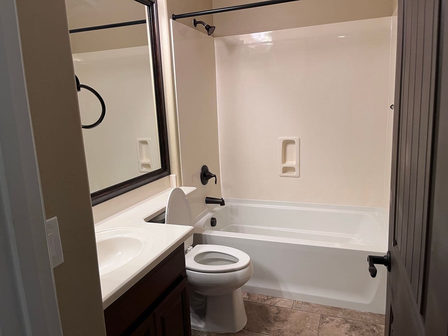 Gilbert House: 1046 S Annie Ln