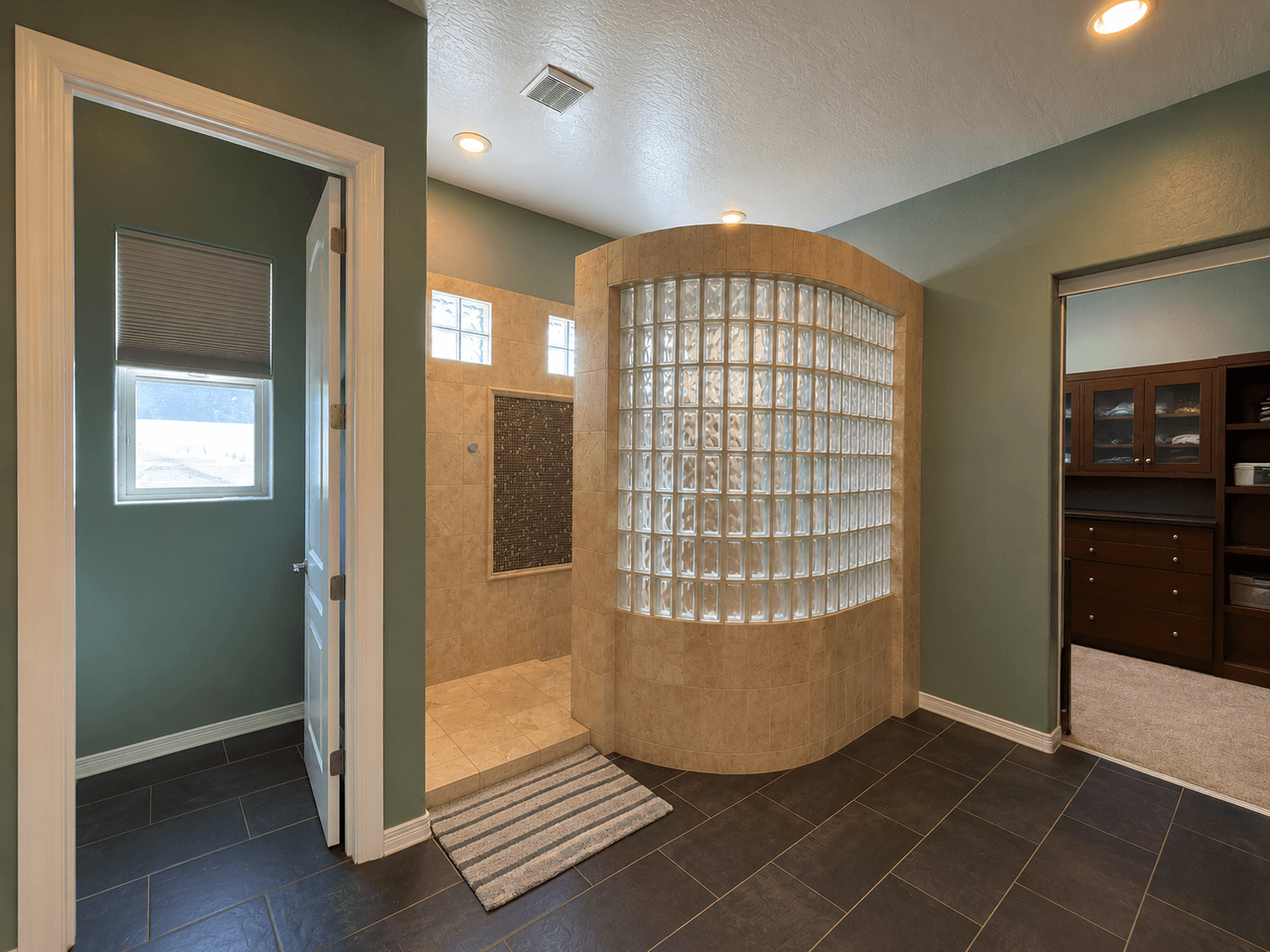 Chandler, House: 2065 E. Crescent Pl.