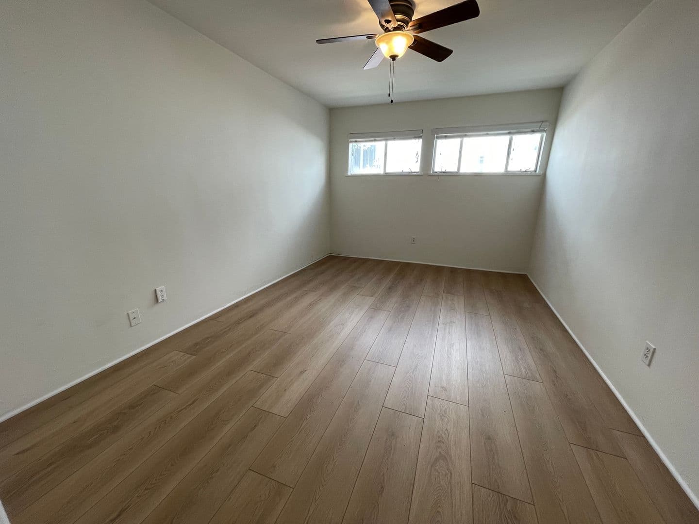 Santa Monica Apartment: 1531 10th Street