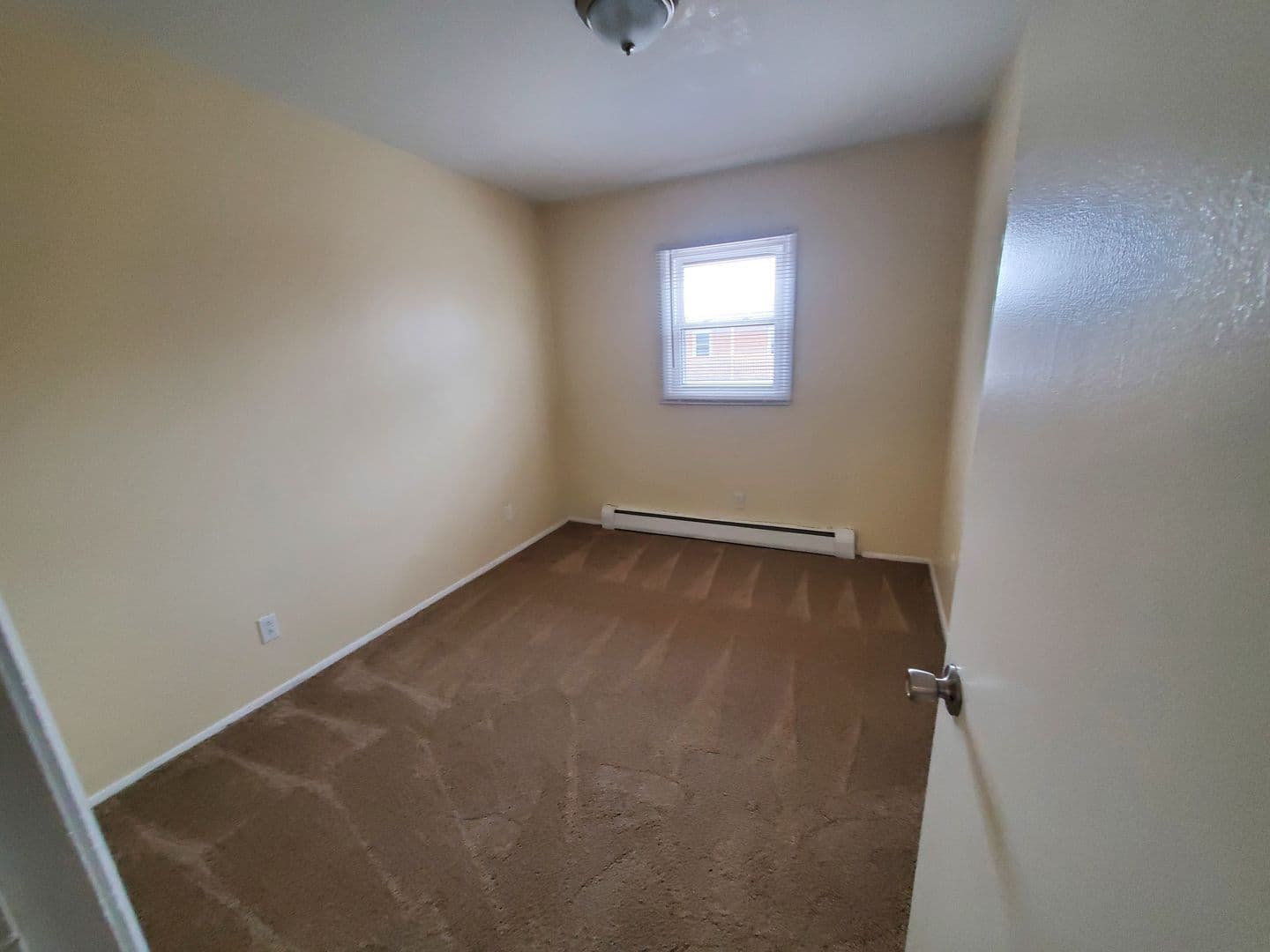 Rantoul Apartment: 300-320 North Drive