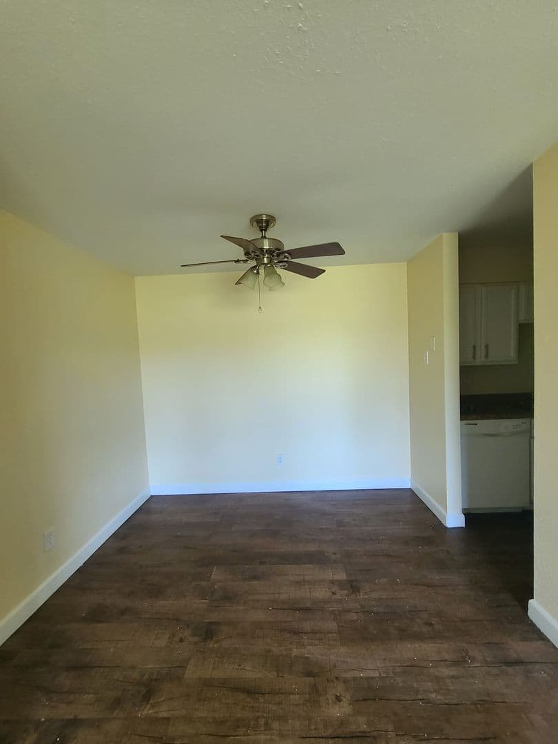 Rantoul Apartment: 1505 Hobson Drive