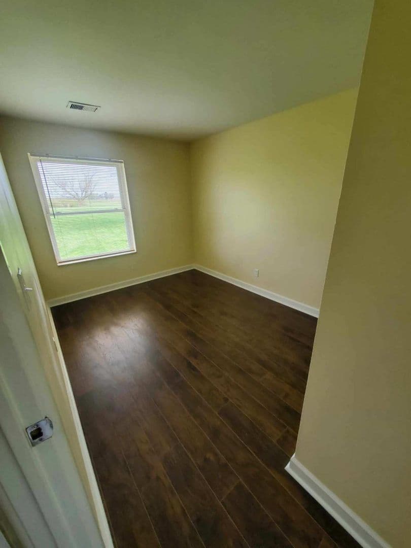 Rantoul Apartment: 1505 Hobson Drive