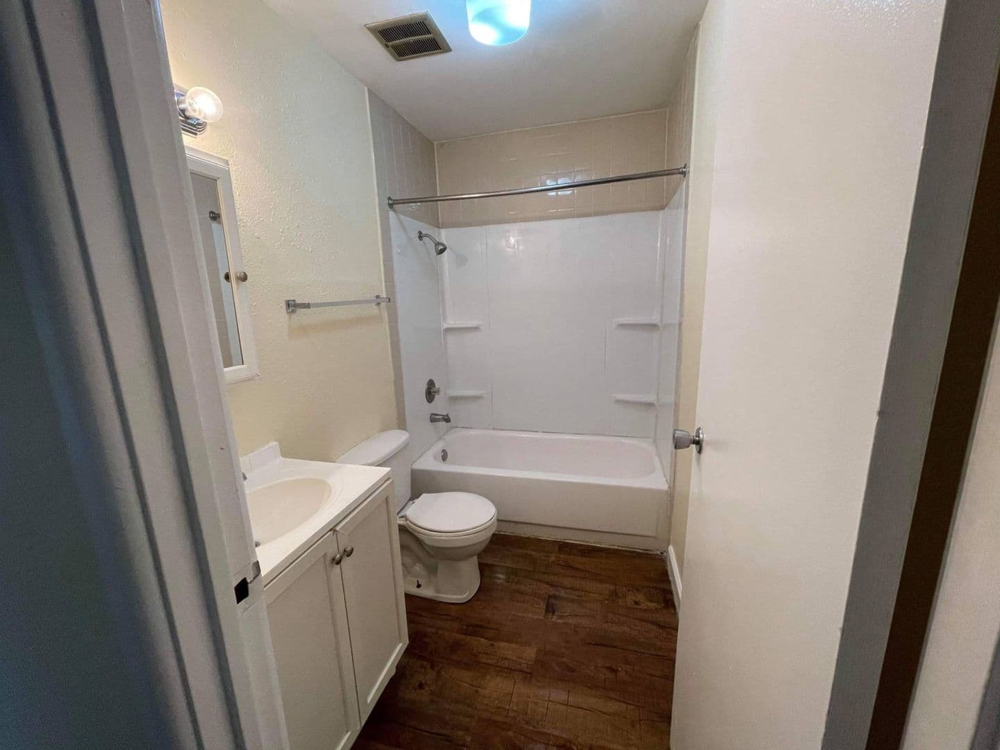 Rantoul Apartment: 1505 Hobson Drive