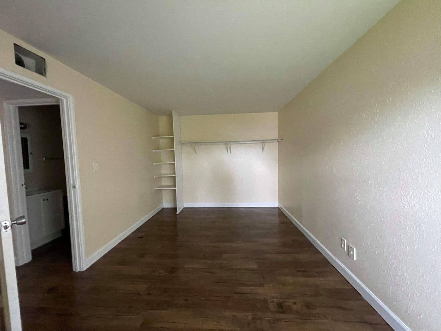 Rantoul Apartment: 1505 Hobson Drive