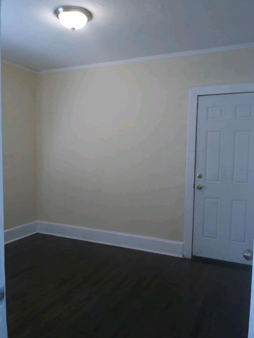 Rockford Apartment: 1415-17 21st Ave