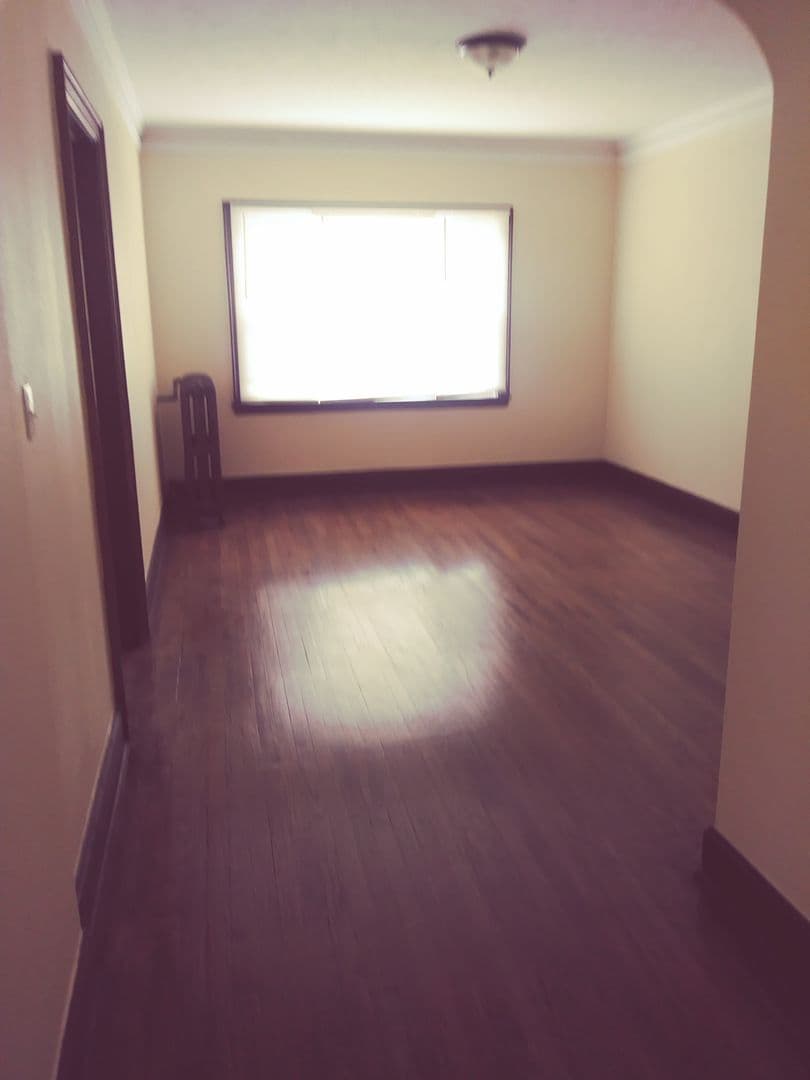 Rockford Apartment: 1530-1534 Broadway St