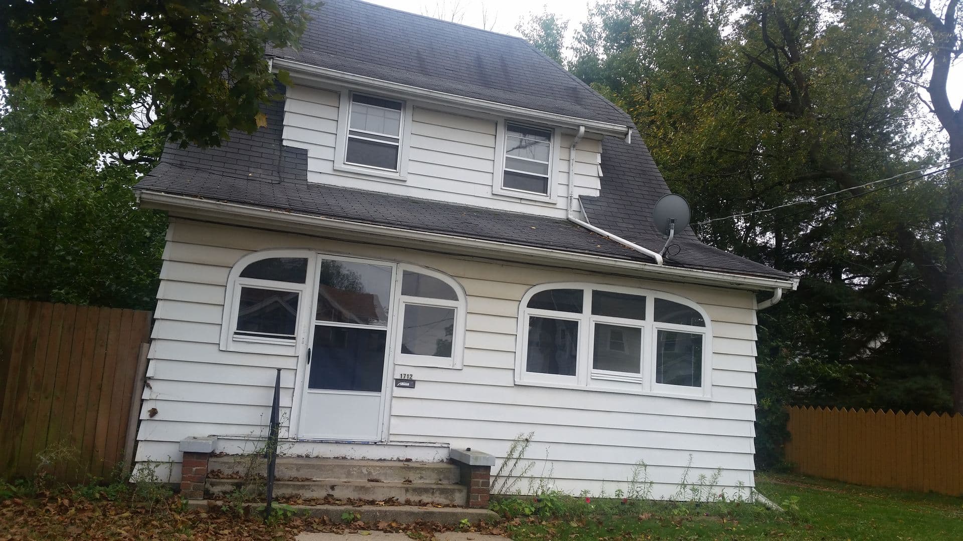 Rockford House: 1712 Vernon St