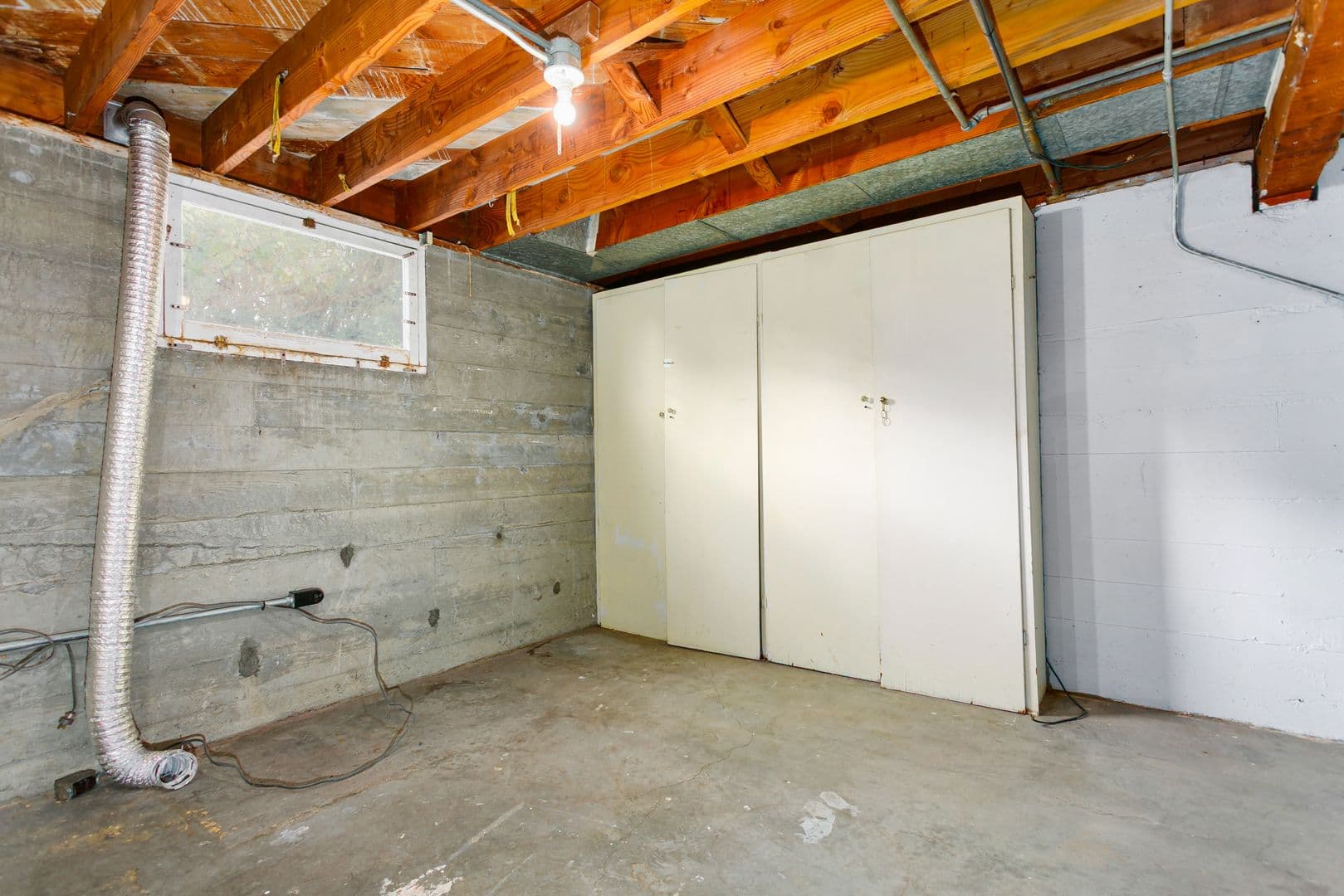 Tacoma House: 3905 N 16th St