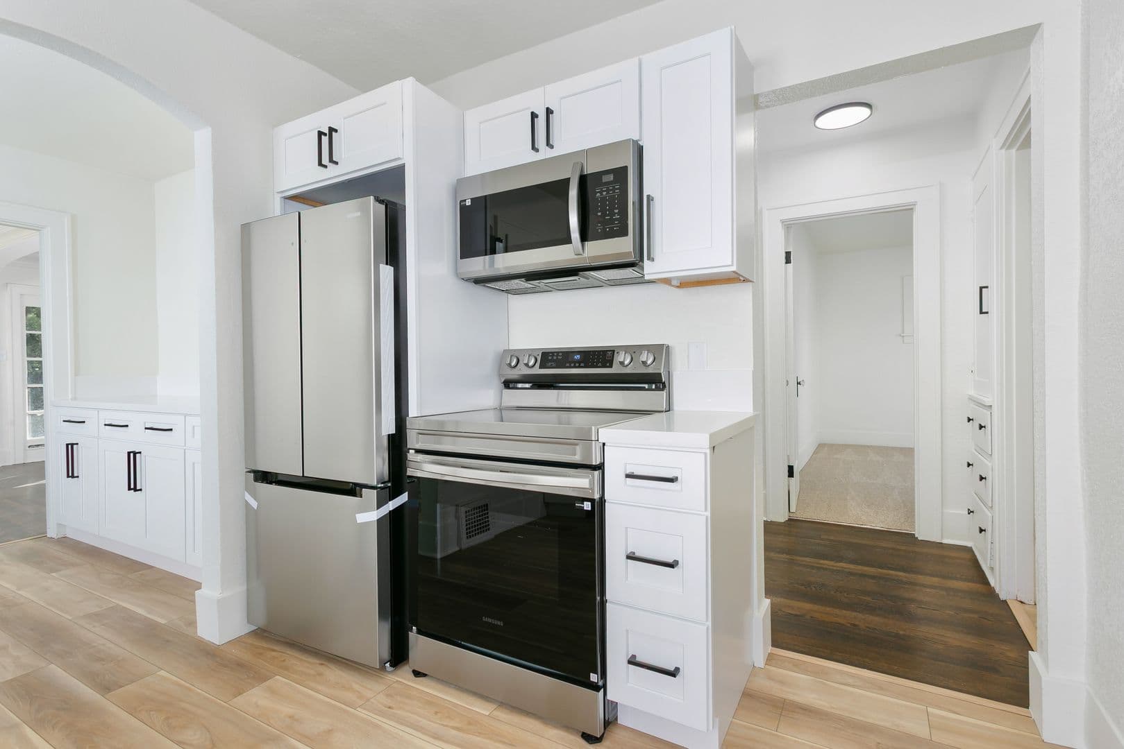 Tacoma Apartment: 511 S 35th St