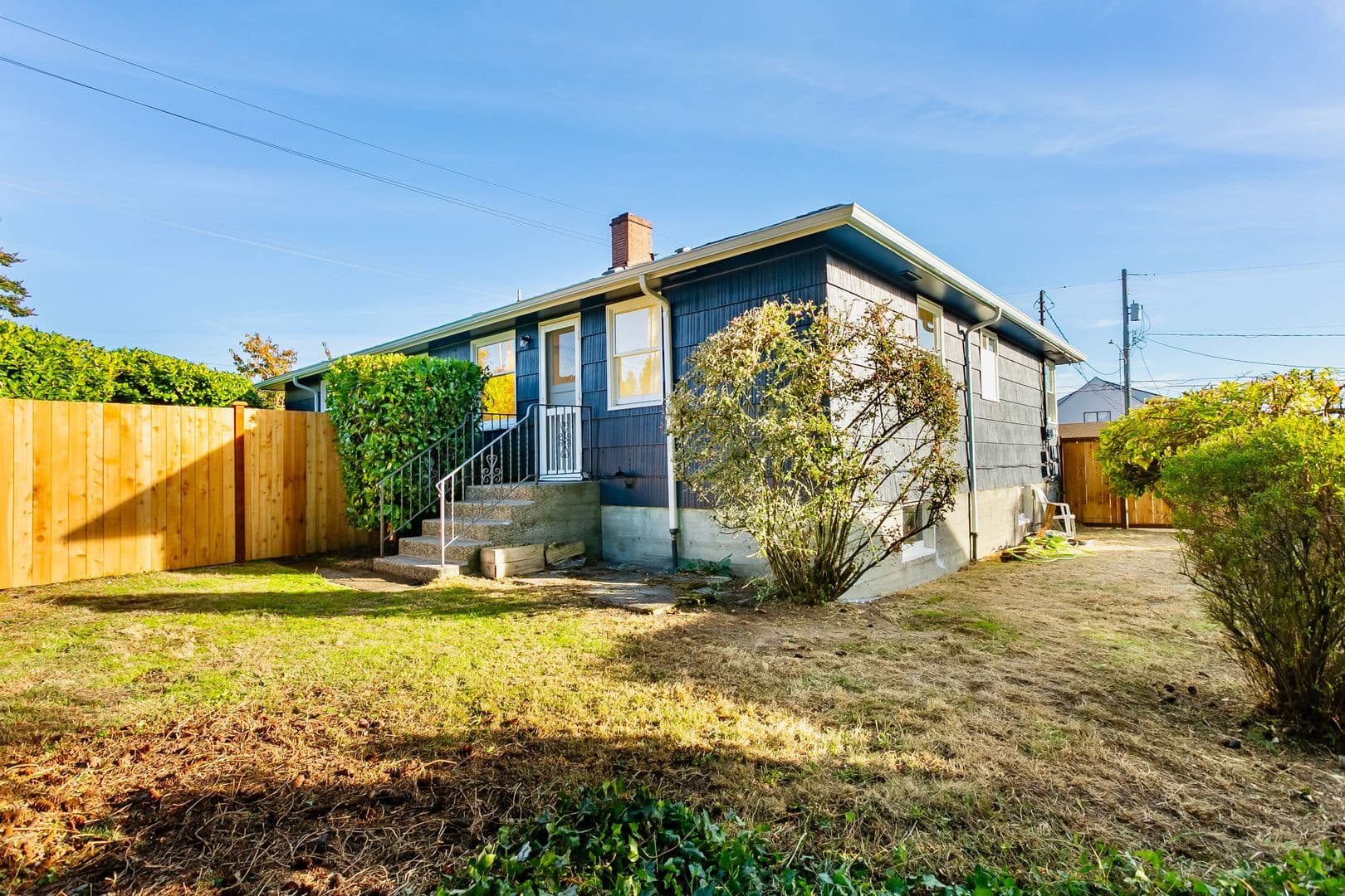 Tacoma House: 3905 N 16th St