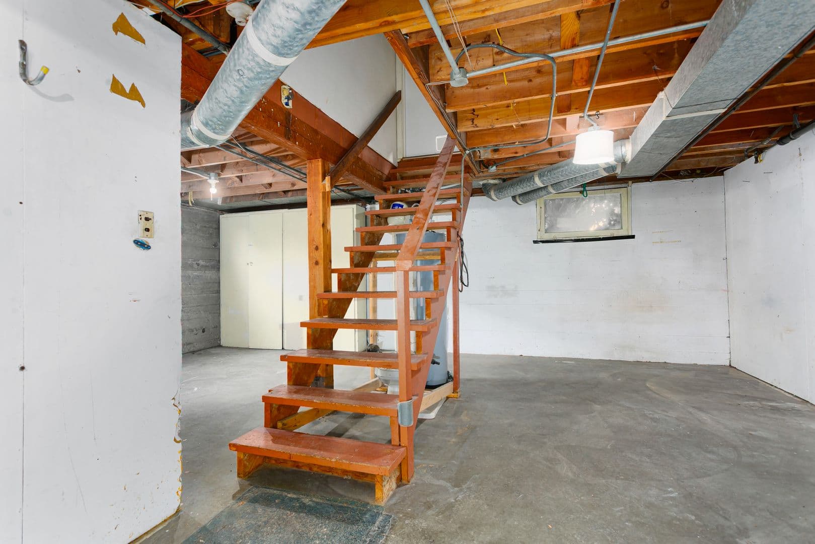 Tacoma House: 3905 N 16th St