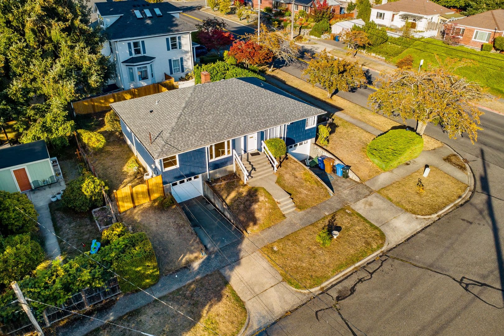 Tacoma House: 3905 N 16th St