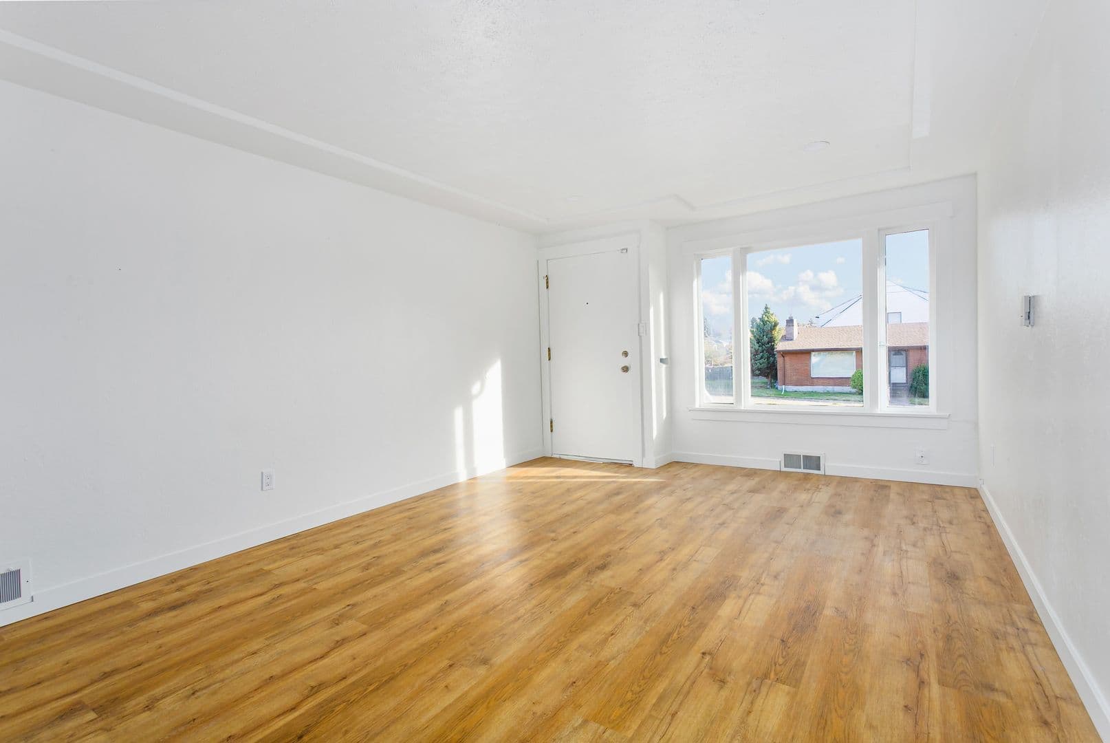 Tacoma House: 3905 N 16th St