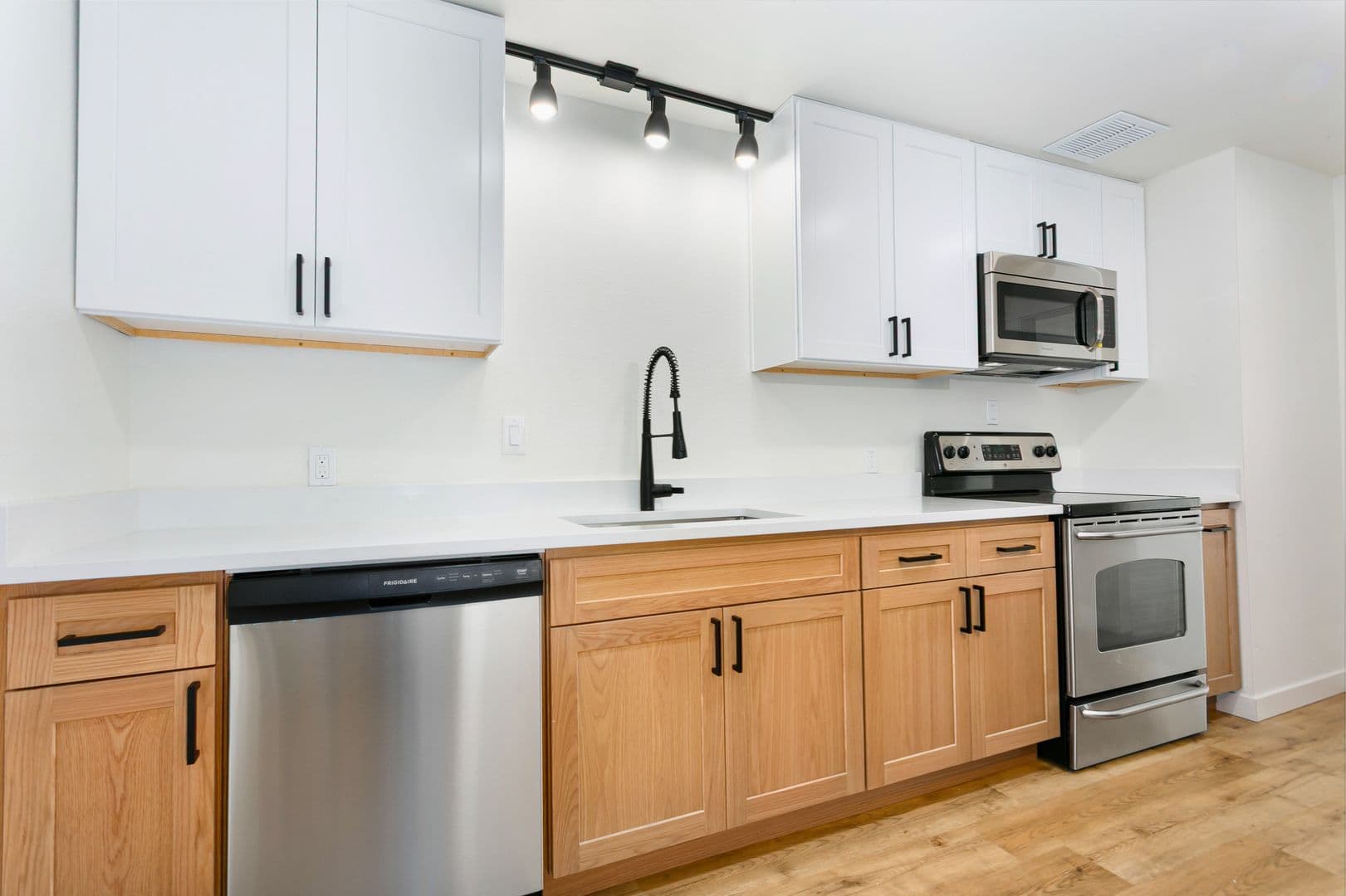 Tacoma House: 3905 N 16th St