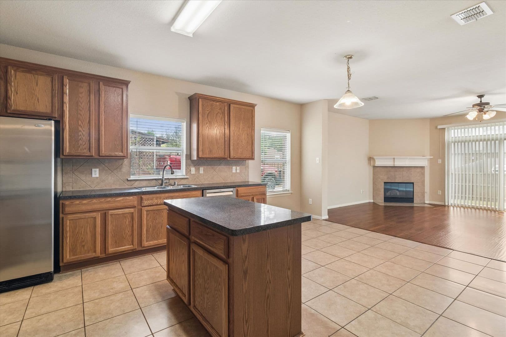 FRISCO House: 11637 SNYDER DRIVE