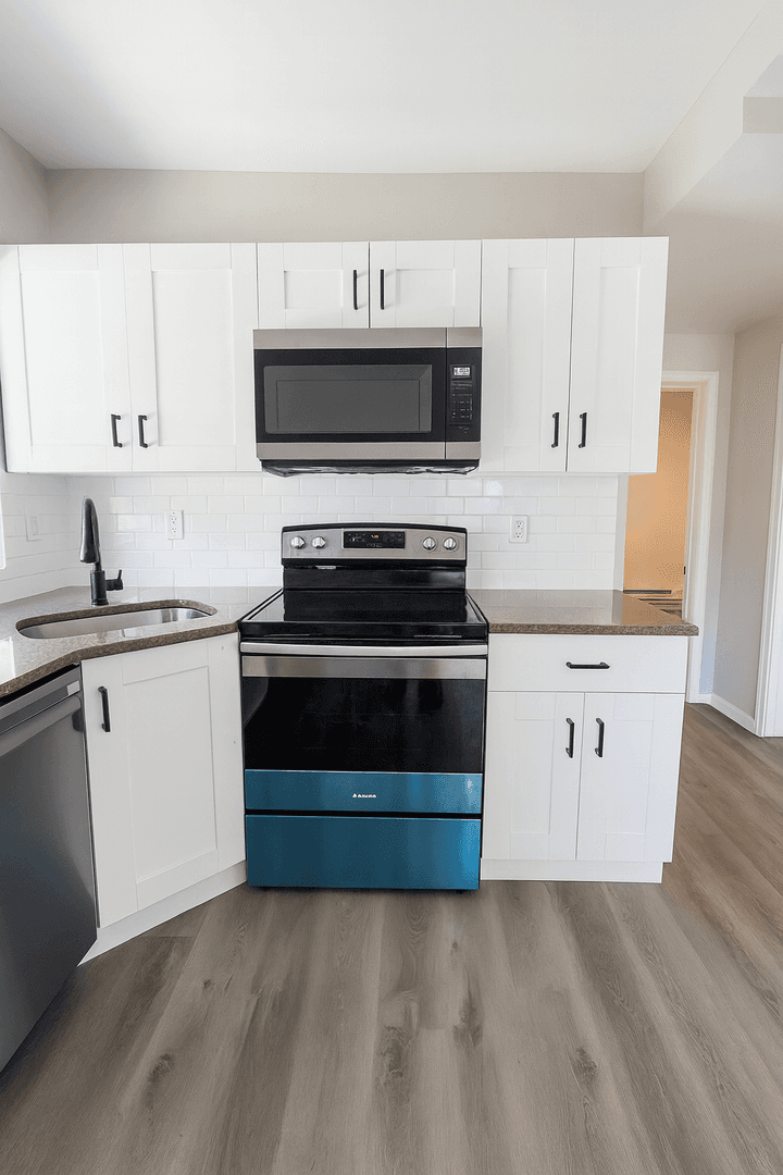 Philadelphia Apartment: 706 E Chelten Ave