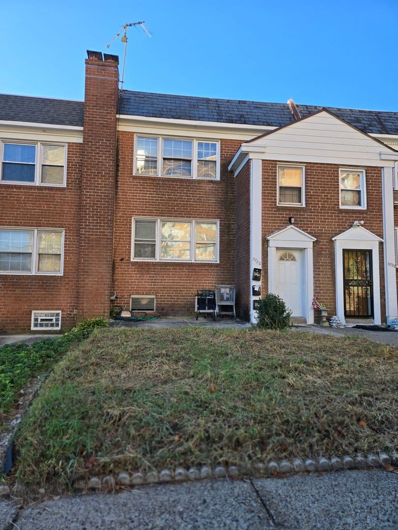 Philadelphia Apartment: 3720 Conshohocken Avenue