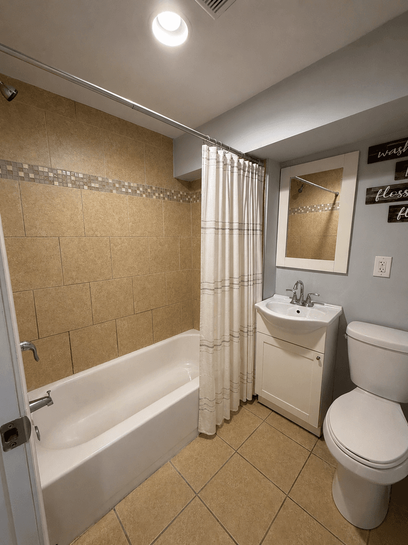 Philadelphia Apartment: 1725 W. Berks Street