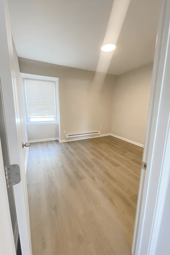 Philadelphia Apartment: 706 E Chelten Ave
