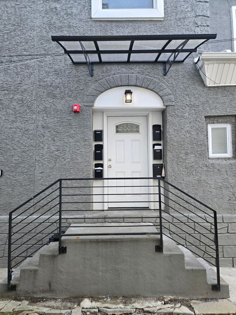 Philadelphia Apartment: 706 E Chelten Ave