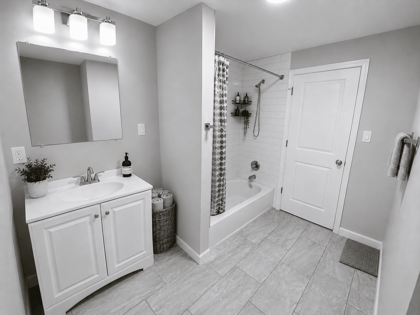 Philadelphia Apartment: 706 E Chelten Ave