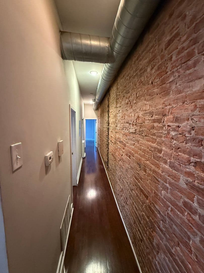 Philadelphia Apartment: 1511 Mifflin Street