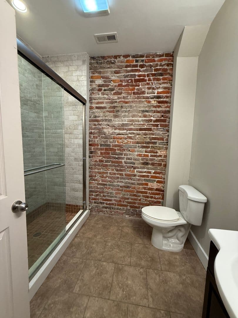 Philadelphia Apartment: 1511 Mifflin Street