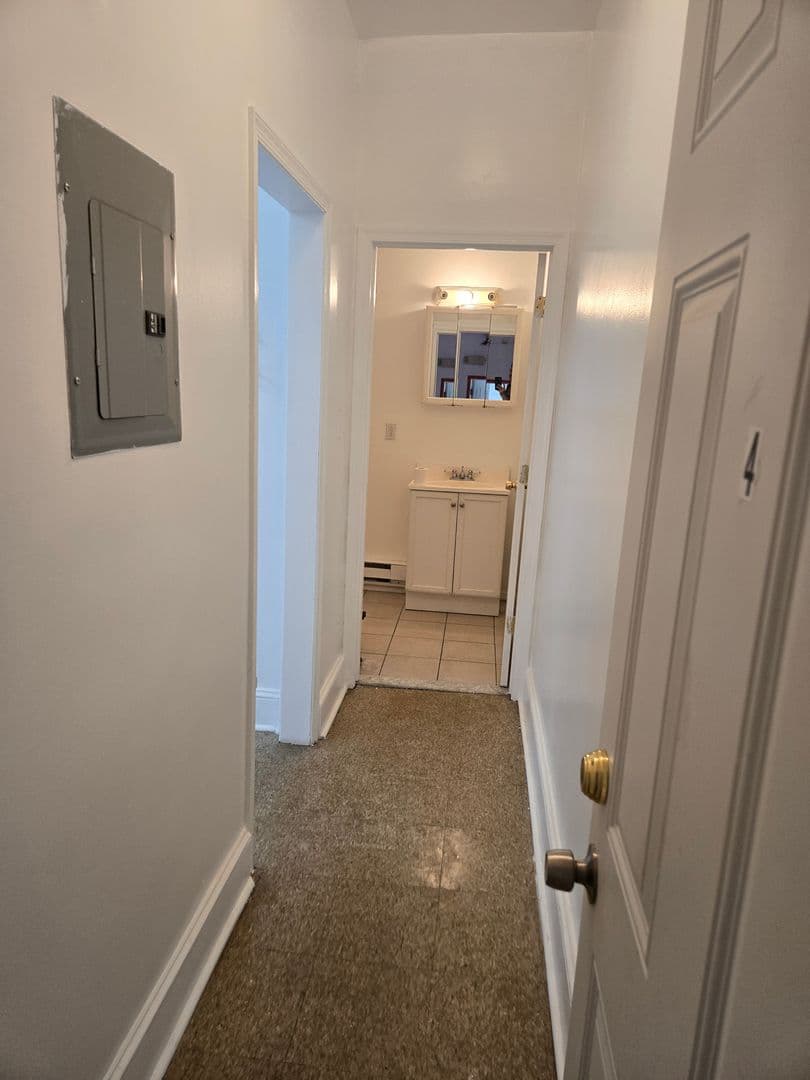 Philadelphia Apartment: 2233 Cecil B Moore Avenue