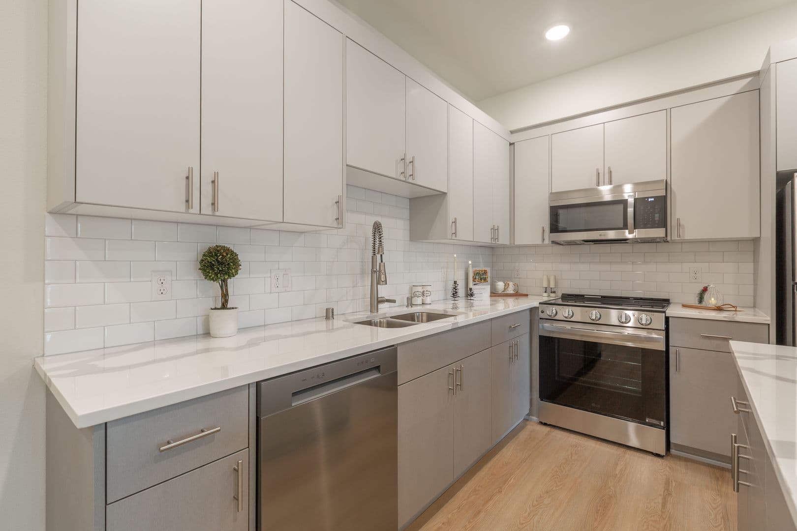 Vancouver Apartment: 8005 NE 13th Ave