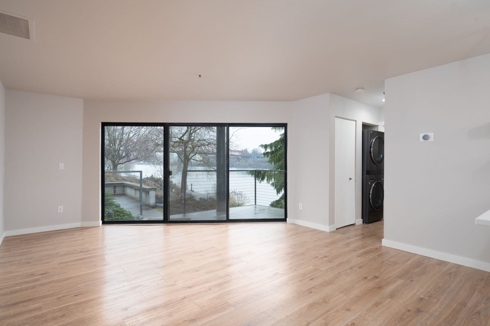 Portland Condo: 720 NW Naito Pkwy