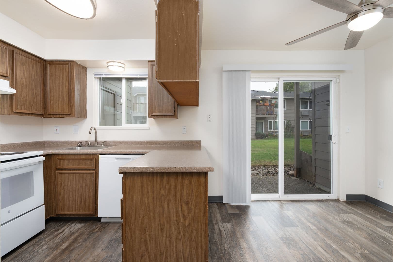 Portland Apartment: 17726 SE Division Street