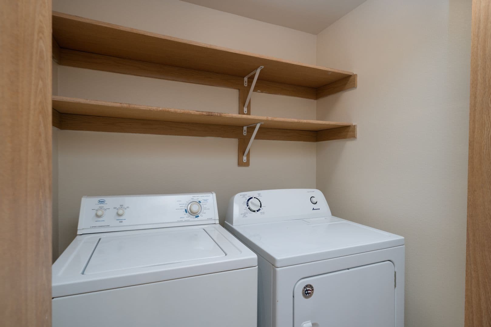 Gresham Apartment: 1519 SE Roberts Drive