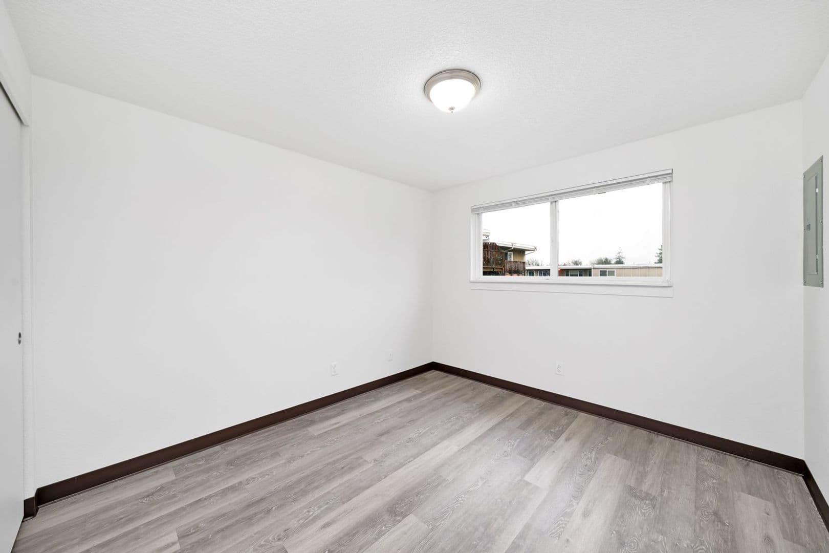 Milwaukie Apartment: 13455 SE Oatfield RD