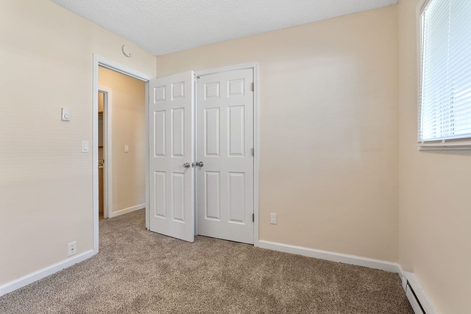 Portland Apartment: 16520 NE Glisan St