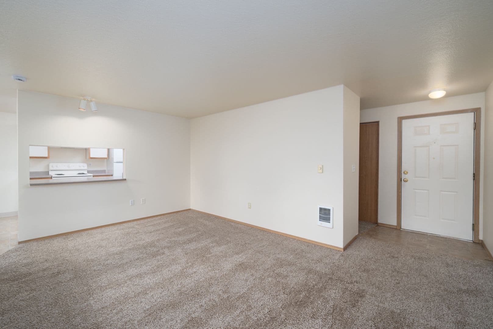 Gresham Apartment: 1519 SE Roberts Drive