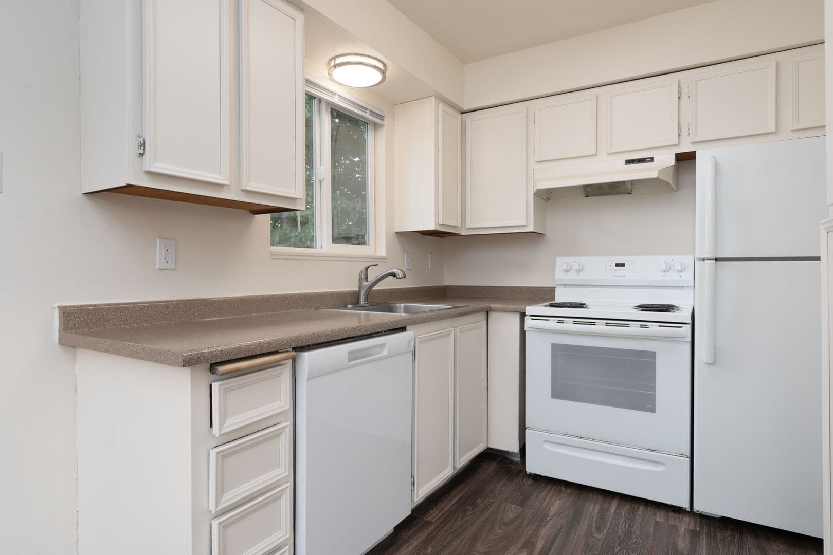 Portland Apartment: 17726 SE Division Street