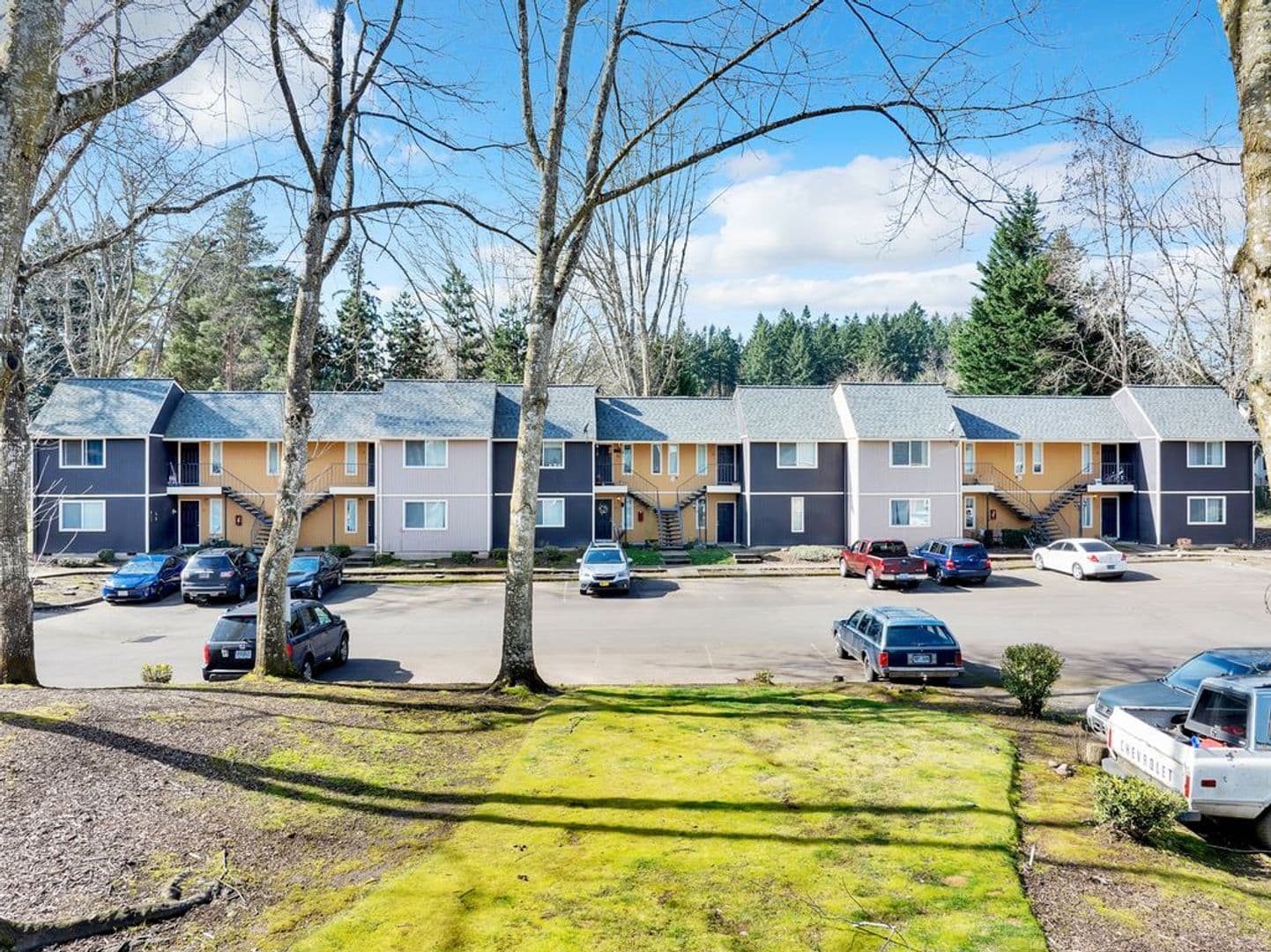 Wilsonville Apartment: 10305 SW Wilsonville Rd.